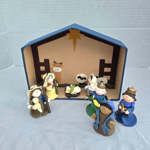 2004 Nativity Box Handmade Creche /Felted MANGER  Polymer Clay Figure/Ornaments - Picture 8 of 12